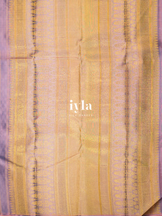 The Finch in Star Dust Kanjeevaram in Classic Pink