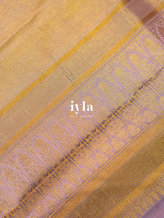 The Finch in Star Dust Kanjeevaram in Classic Pink