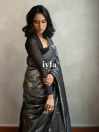 The Tropical Flamingo Glow Pop Kanjeevaram