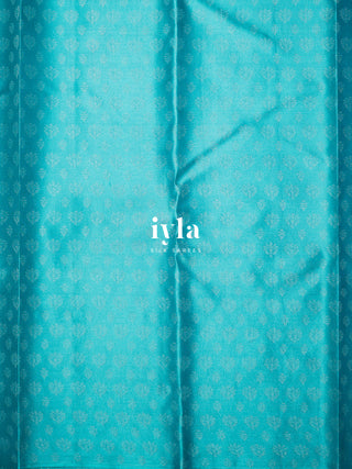 The Icy Blue Blossom Kanjeevaram