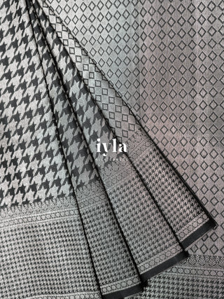 The Signature Houndstooth Kanjeevaram in Black