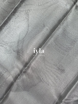 The Timeless Indian Queen Kanjeevaram