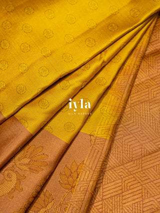 The Indian Kalamkari Peacock Kanjeevaram in Ochre Yellow