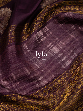 The Signature Madras Plaids x Dahlia Kanjeevaram