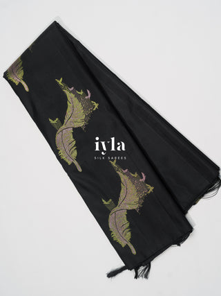 The Quill of Hogwarts Kanjeevaram in Charcoal Black