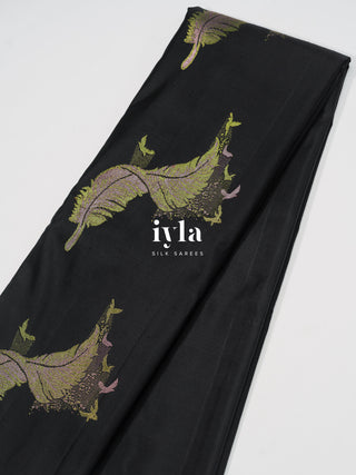 The Quill of Hogwarts Kanjeevaram in Charcoal Black