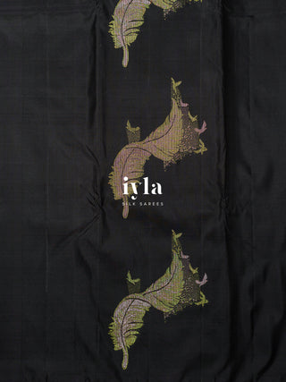 The Quill of Hogwarts Kanjeevaram in Charcoal Black