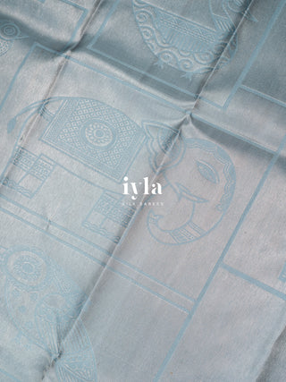 The Vintage Modernist Reversible Silk Saree in Powder Blue