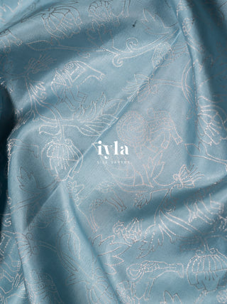 The Vintage Modernist Reversible Silk Saree in Powder Blue