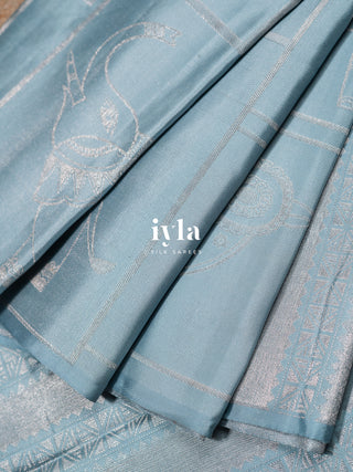 The Vintage Modernist Reversible Silk Saree in Powder Blue