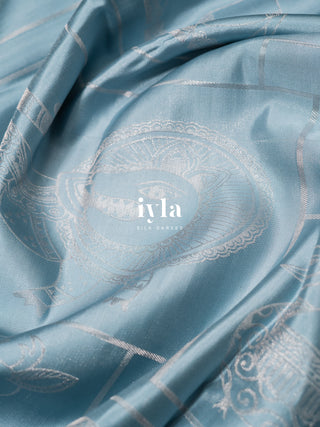 The Vintage Modernist Reversible Silk Saree in Powder Blue