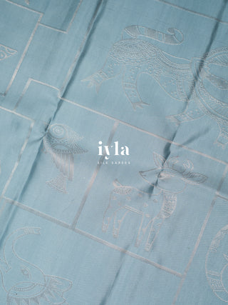 The Vintage Modernist Reversible Silk Saree in Powder Blue