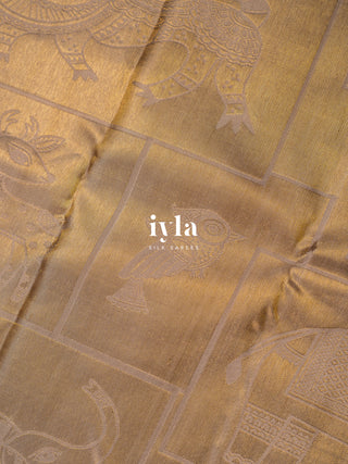 The Vintage Modernist Reversible Silk Saree in Champagne Sand