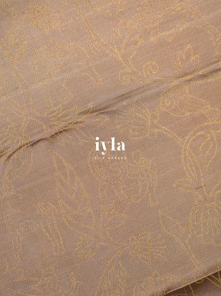 The Vintage Modernist Reversible Silk Saree in Champagne Sand