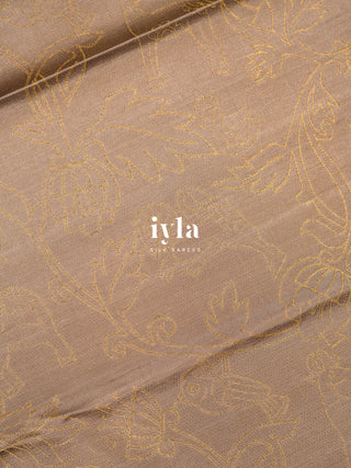 The Vintage Modernist Reversible Silk Saree in Champagne Sand
