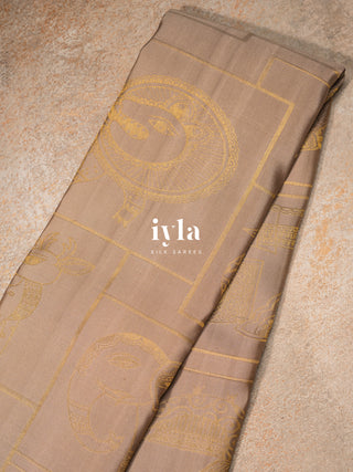 The Vintage Modernist Reversible Silk Saree in Champagne Sand