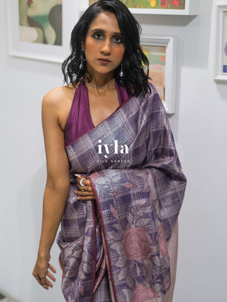 The Enchanted Rose Grid Kanjeevaram in Amethyst Purple