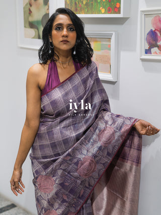 The Enchanted Rose Grid Kanjeevaram in Amethyst Purple