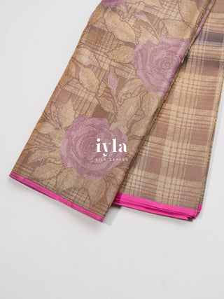 The Enchanted Rose Grid Kanjeevaram Dipped in Gold