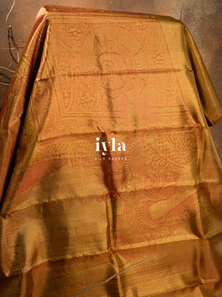 The Royal Wedding Procession Kanjeevaram in Gold