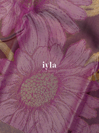 The Sunflower Blooms Kanjeevaram Dipped in Gold