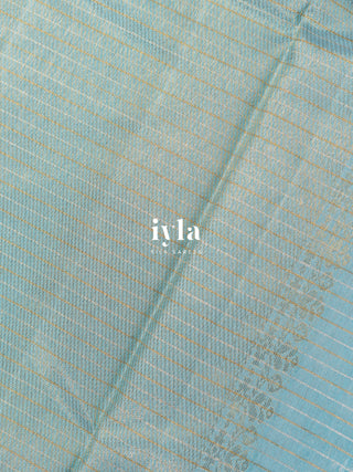 The Amaryllis Kanjeevaram in Baby Blue