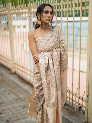 The Dreamy Waves Kanjeevaram in Vanilla Cream