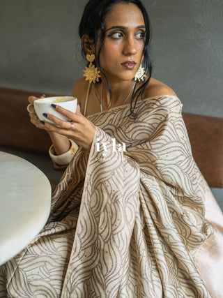 The Dreamy Waves Kanjeevaram in Vanilla Cream