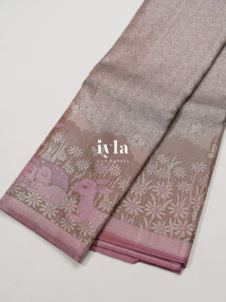 The Deer in Petalscape Kanjeevaram in Pastel Pink