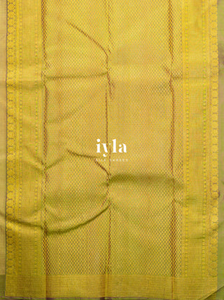 The Tropical Leaves Kanjeevaram in Champagne Yellow