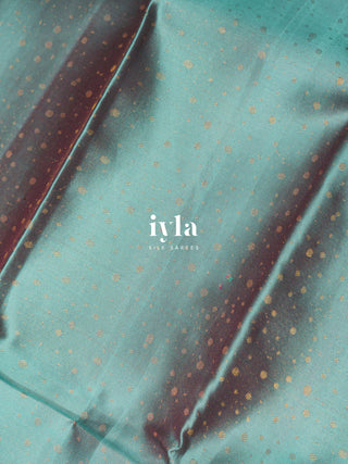 The Wonderland Dreamscape Bloom Kanjeevaram