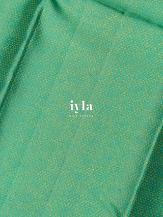 The Wood Anemone Kanjeevaram in Pastel Green