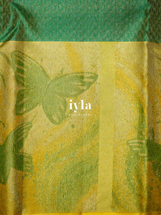 The Wings of Hope Kanjeevaram in Forest Green